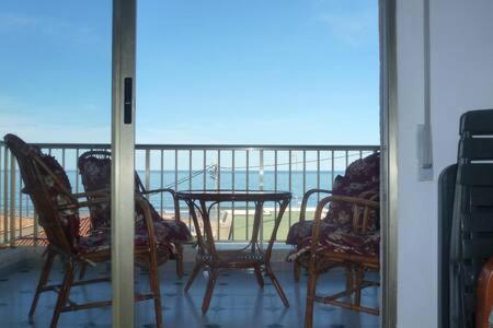 Rodafam * Playa de Miramar